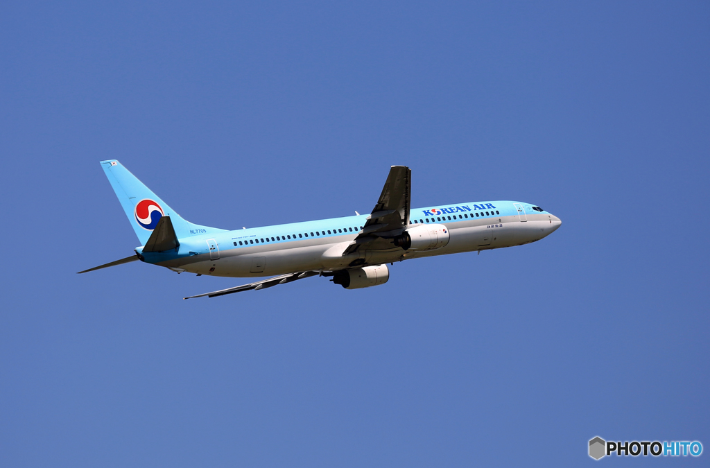 飛び立ち Korean 737-800 HL7705