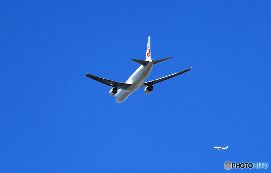 「☁雲なし」  JAL 767+ 出発