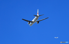 「☁雲なし」  JAL 767+ 出発