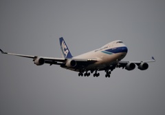 NCA 747-400F 着陸