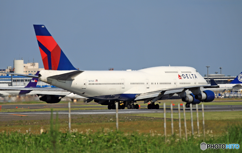 離陸DELTA 747-400 N673US/ジャンボ保存委員会