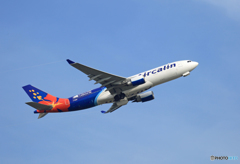 飛び立ち Air Calin A330-202 F-OHSD