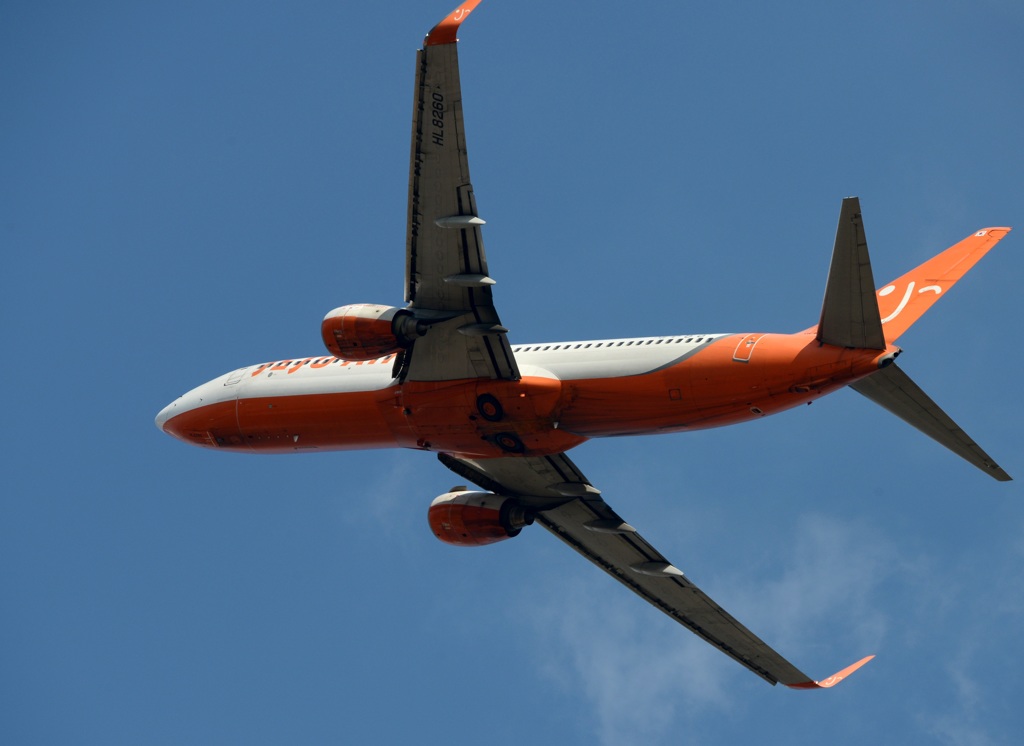 JEJU 737-8BK 飛び立ち