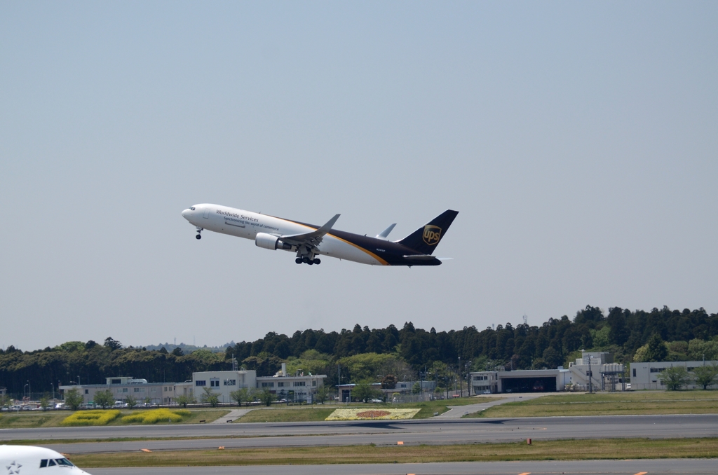 UPS N341UP