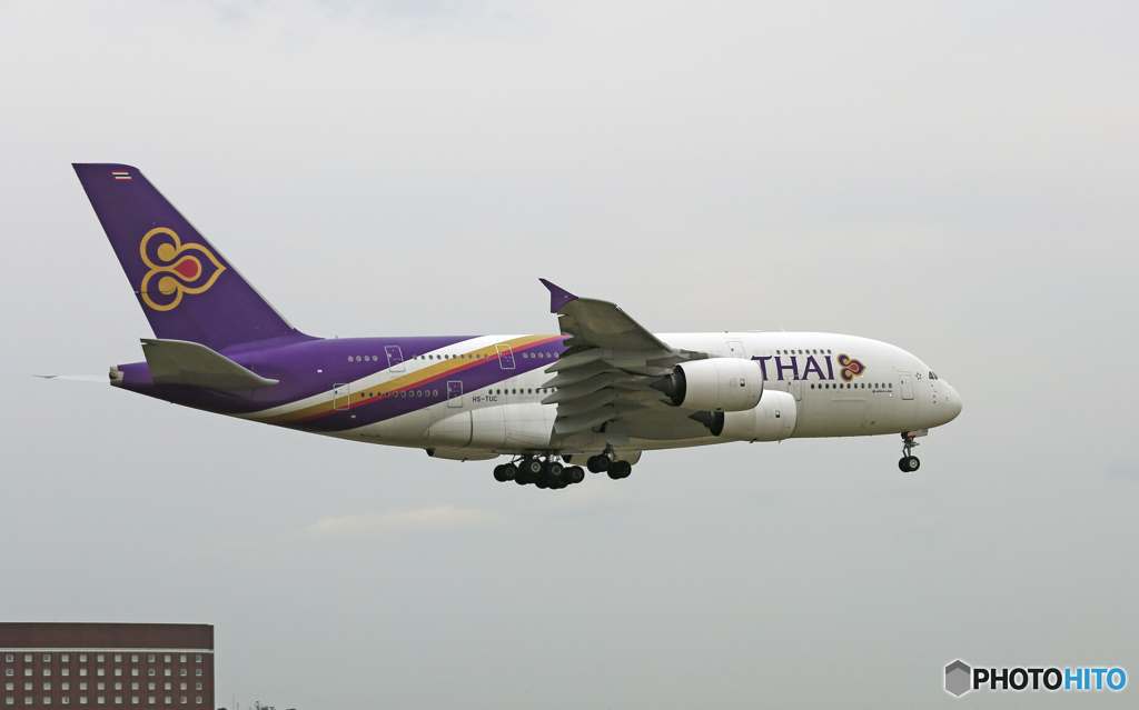 ☀ THAI A380-841 HS-TUC 到着