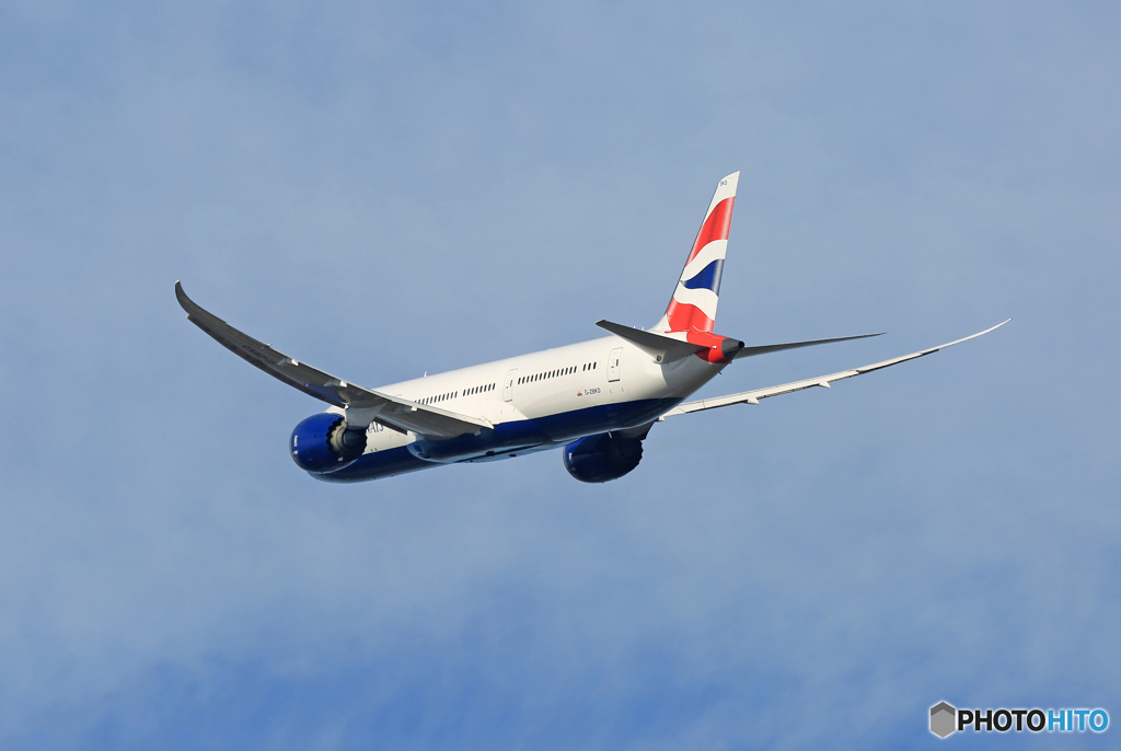 離陸  BRITISH 787-9 G-EBKD