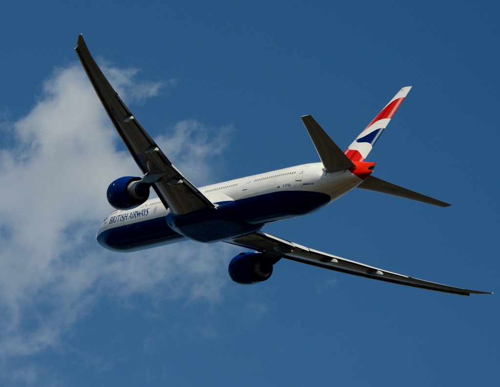 British 777-336 離陸