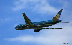 出発 Vietnam 777-200 VN-A145
