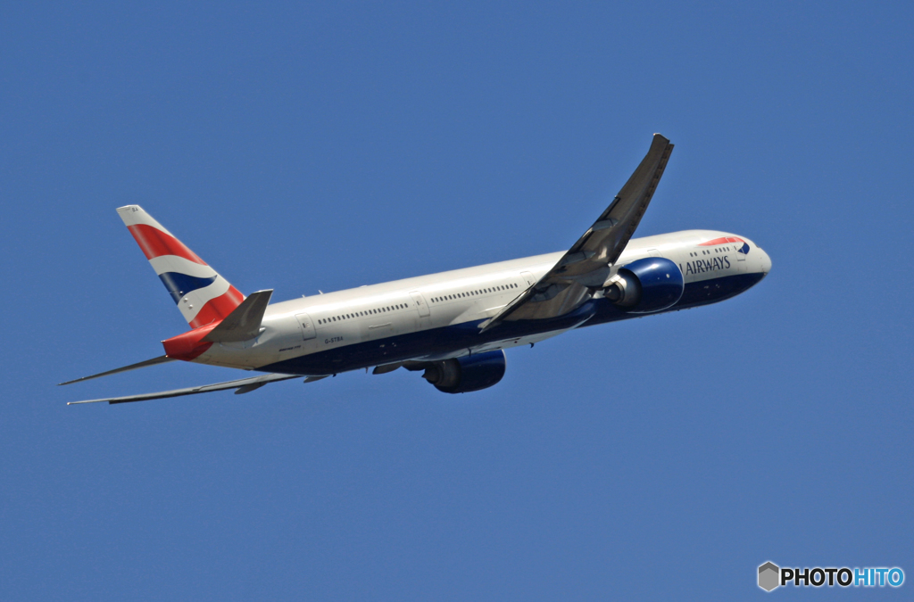 British 777-336 G-STBA 出発 