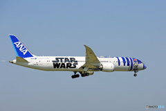 ☀ 「STAR WARS」 787-9 JA873A Landing