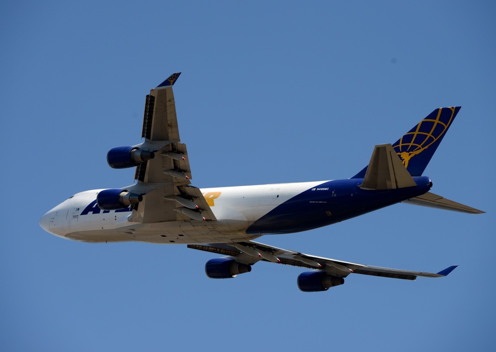 ATLAS 747-400F 出発
