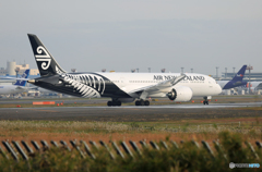 飛び立ち Air New Zealand B787-9 ZK-NZI　