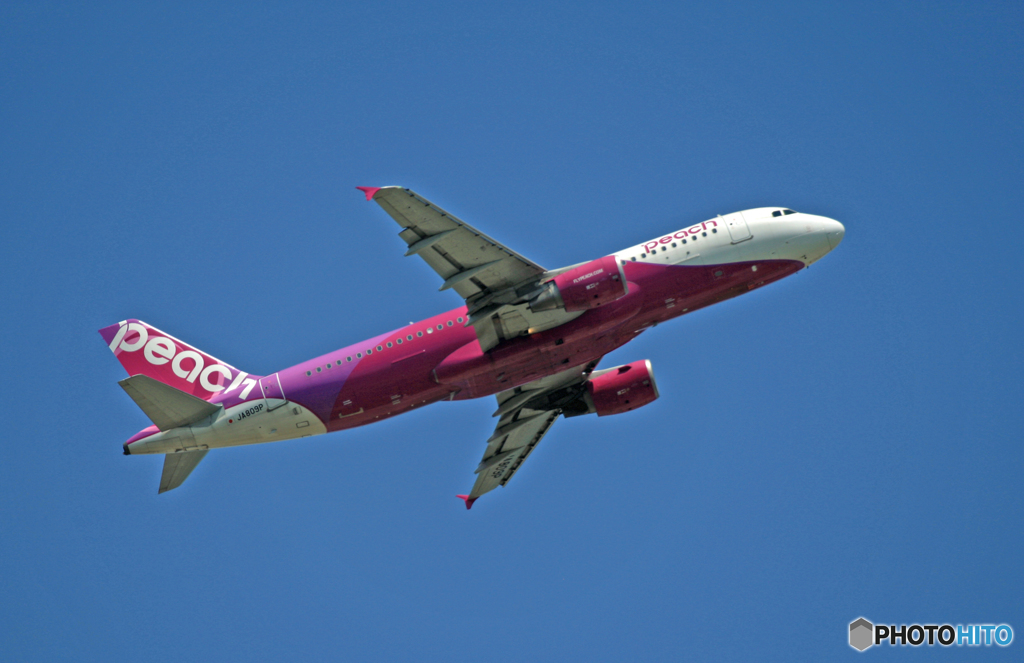 出発 peach A320-214 JA809P