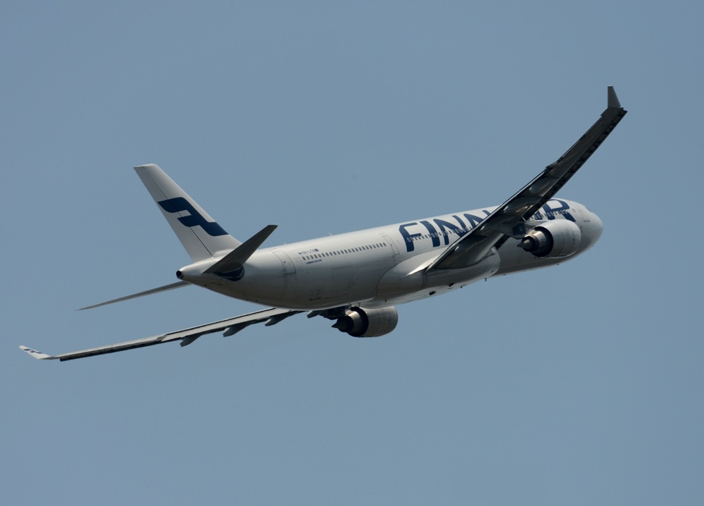 FINNAIR A330-300 飛び立ち　