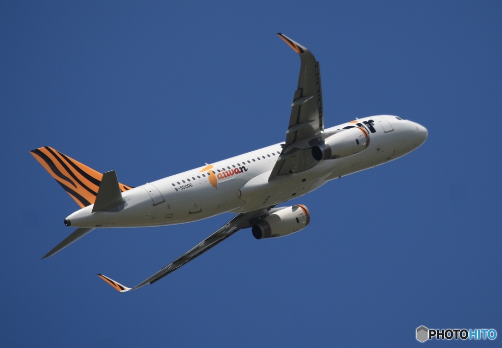青空　tigerair A320　飛び立ち　