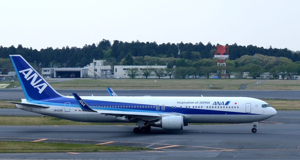 出発（80）ANA 767-300ER　　