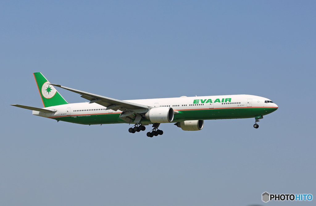 「はれー」 EVA 777-300 B-16707 到着