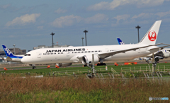 出発 JAL　787-9　JA865J