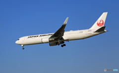 着陸 JAL 767-346ER JA618A