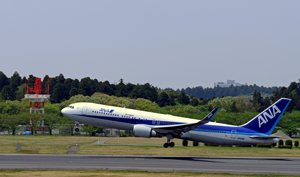 飛び立ち（60）ANA 767-300ER