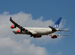離陸 SAS A340-300 