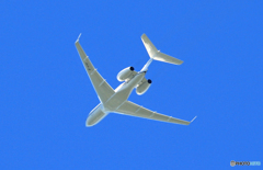 [青空]private:ボンバルディアBD-700 B-KMF