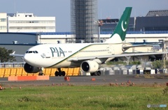 PIA A310-324 AP-BGO