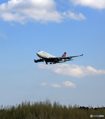 「青い空」 DELTA 747-400 N674US 到着 「青い空」 DELTA 747-400 N674US 到着