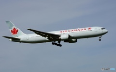 Air Canada 767-375 到着　