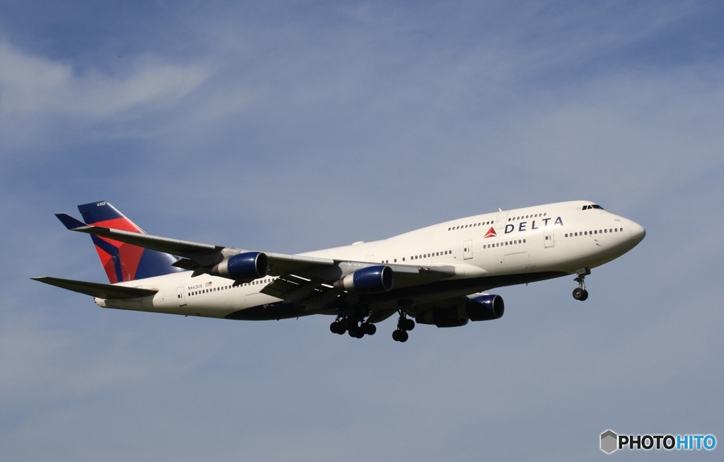 United７４７ジャンボ機  着陸　