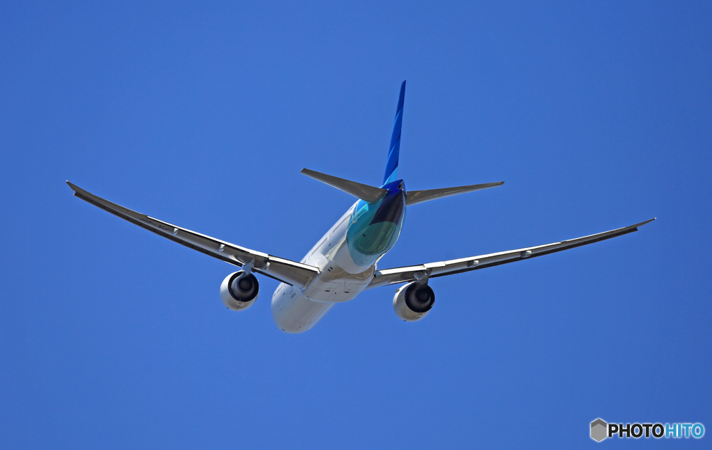 Garuda 777-3U3 PK-GIF 出発 