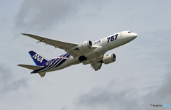 飛び立ち ANA 787-8 JA802A