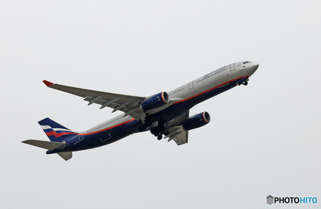 出発 Aeroflot A321-211 VP-BOE