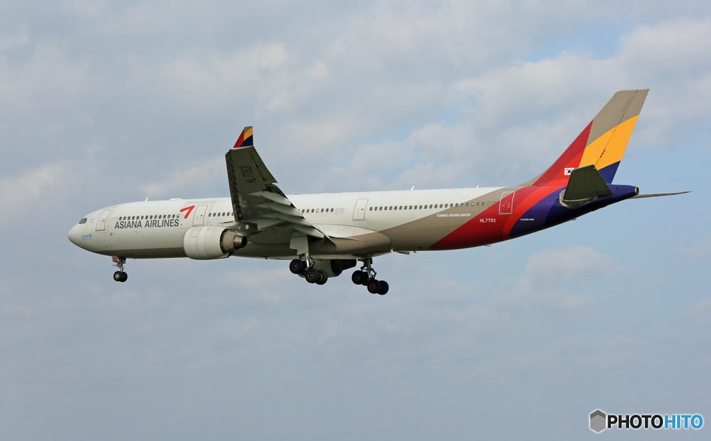 「空色」 Asiana A330-300 HL7793