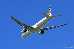 「ぶるー」出発  Air France 777-F28 F-GSOC