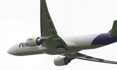 離陸（1-2）FedEx 777-FS2　[b]