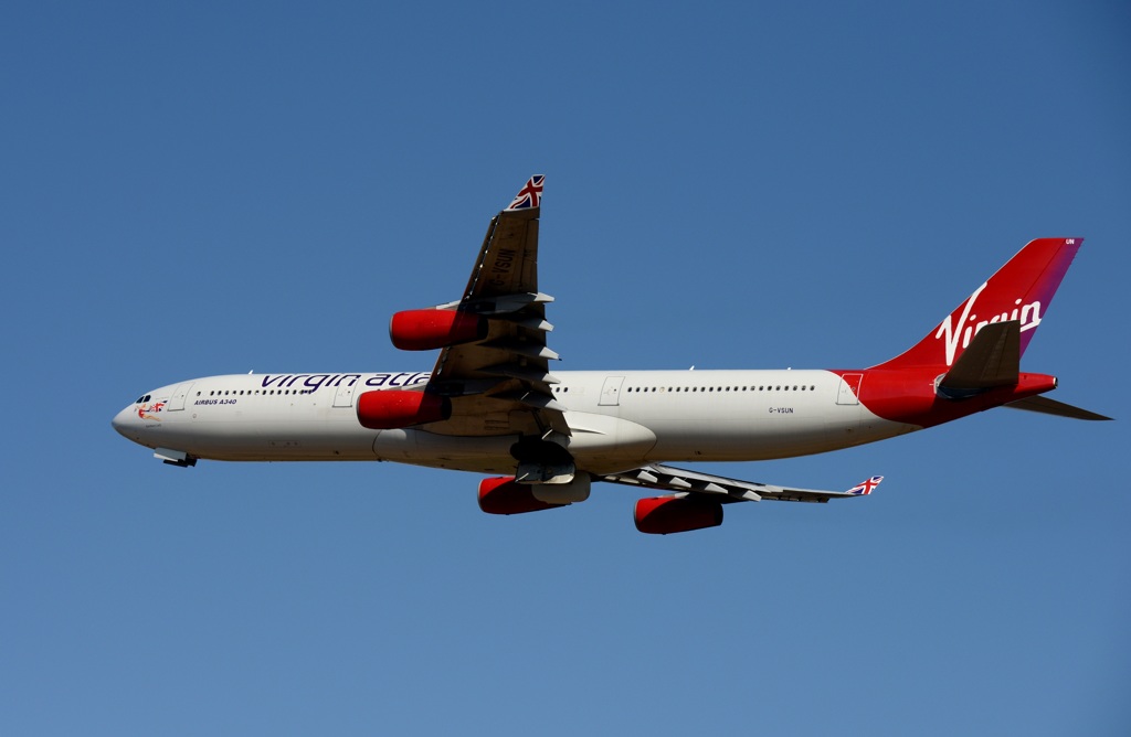 virgin atlantic A340 もう直ぐ撮れない！