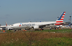 離陸 American 777-200 N781AN