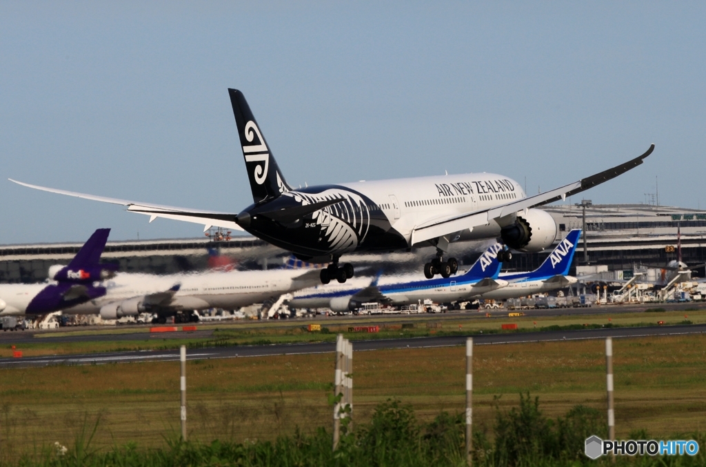 Air New Zealand 787-9  Landing