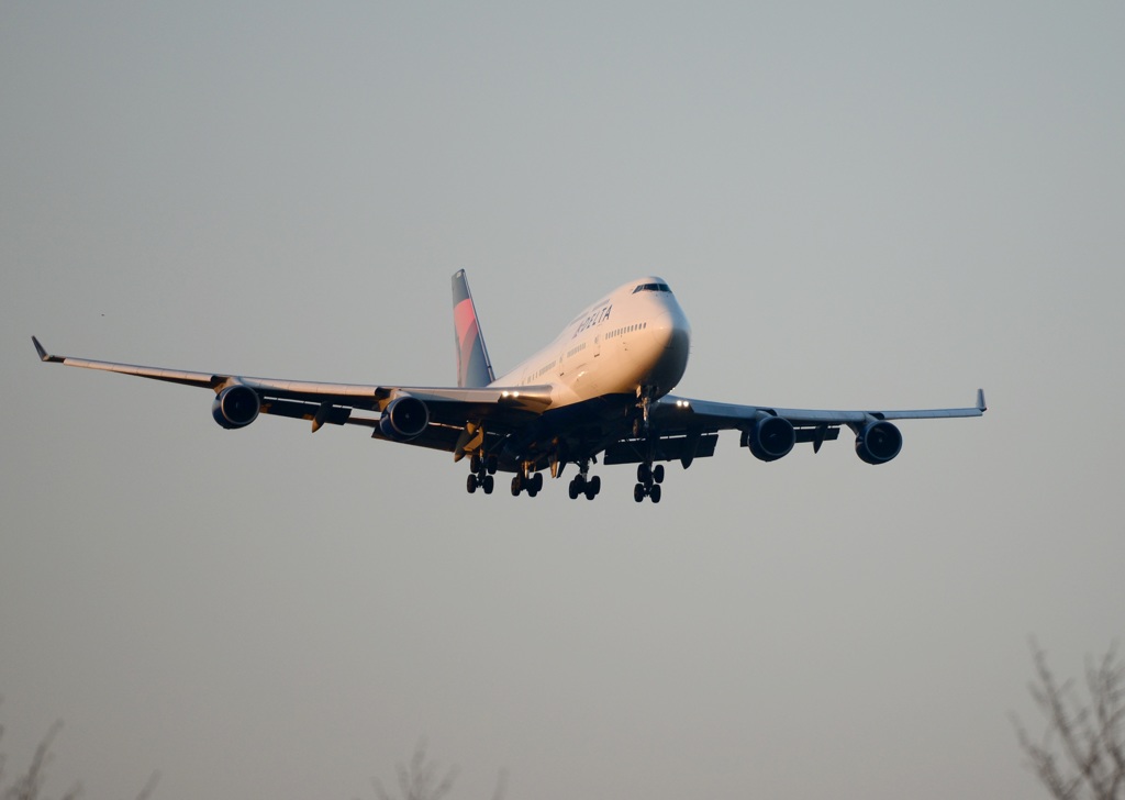 Delta 747-400 着陸