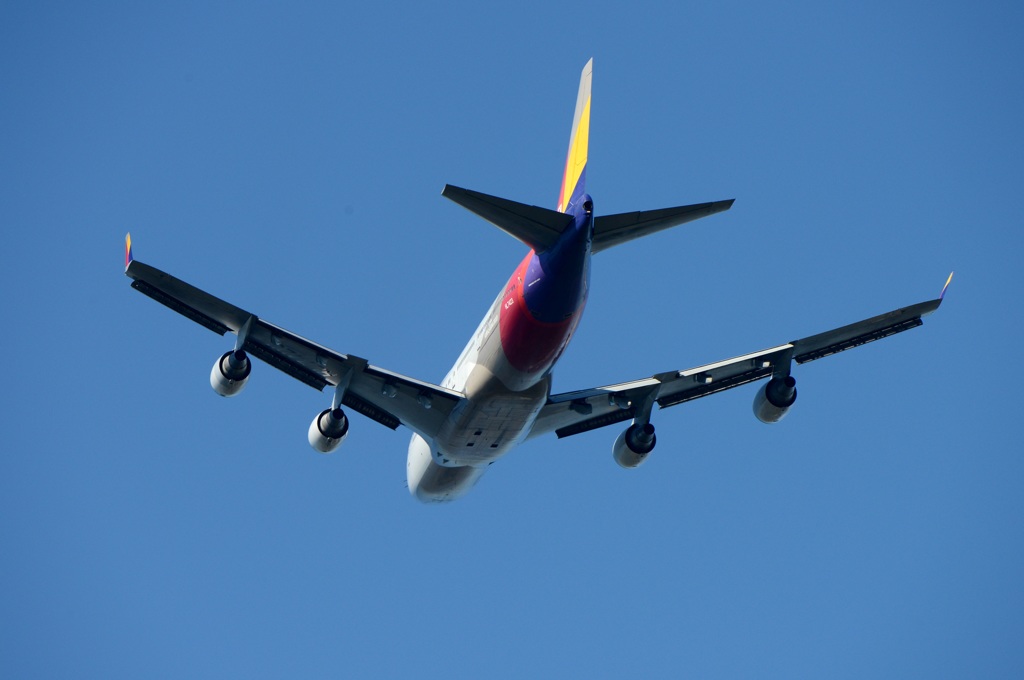 離陸（321）Asiana 747-400 