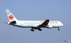 着陸　Air Canada 767-375
