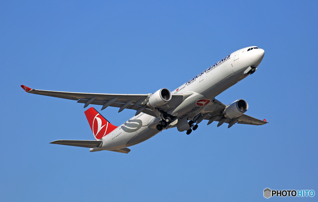 出発　TURKISH A330-343 TC-JOJ