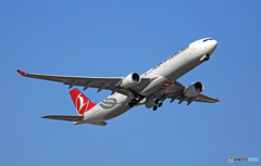 出発　TURKISH A330-343 TC-JOJ