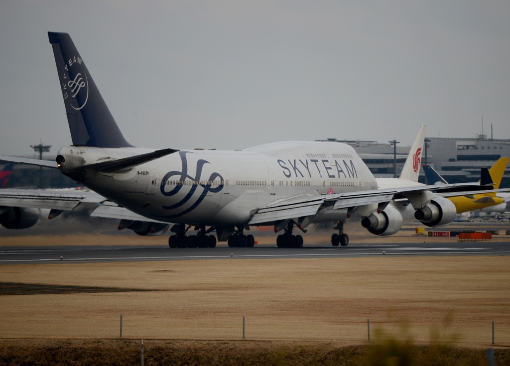CHINA 747-400 離陸
