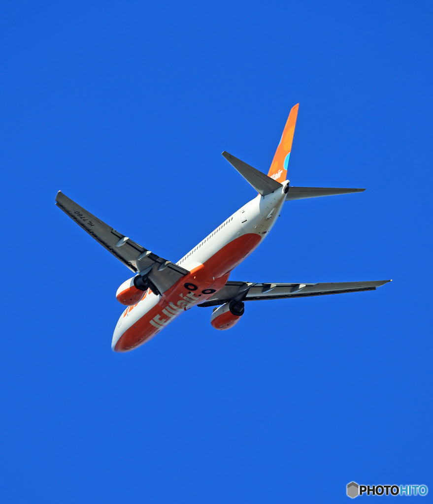 「青空」JEJU 737-800 HL7780飛び立ち 
