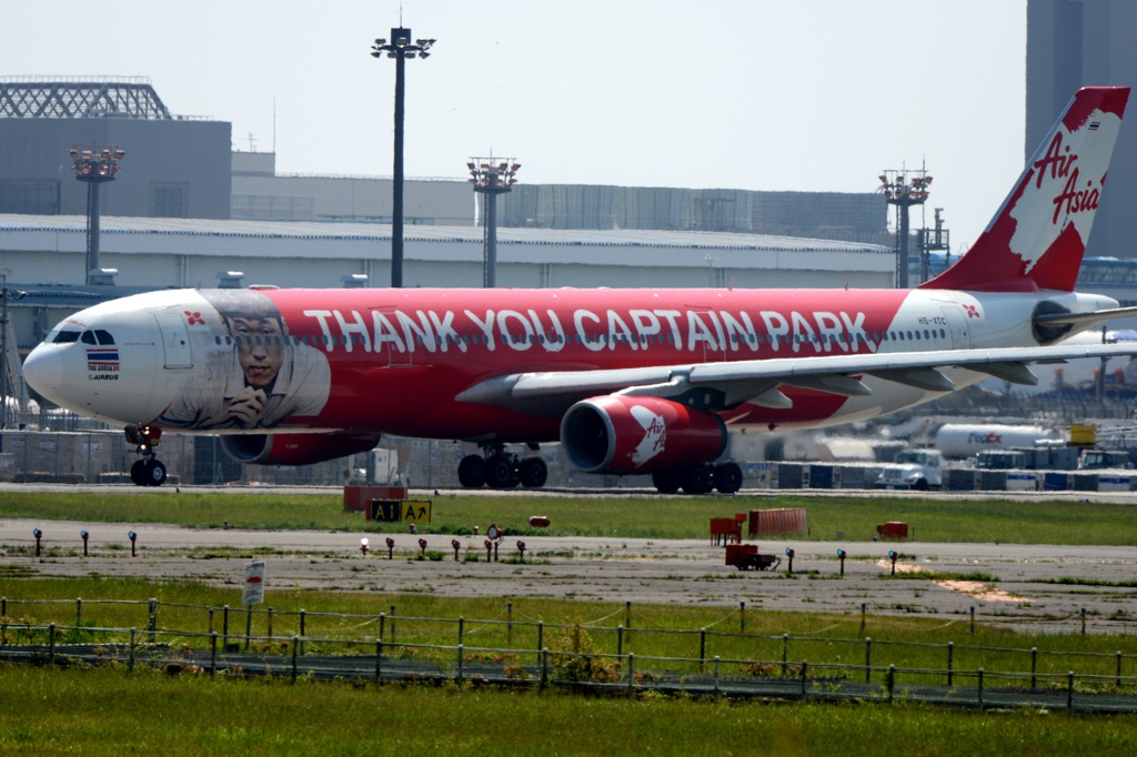 出発　THAI A330-343