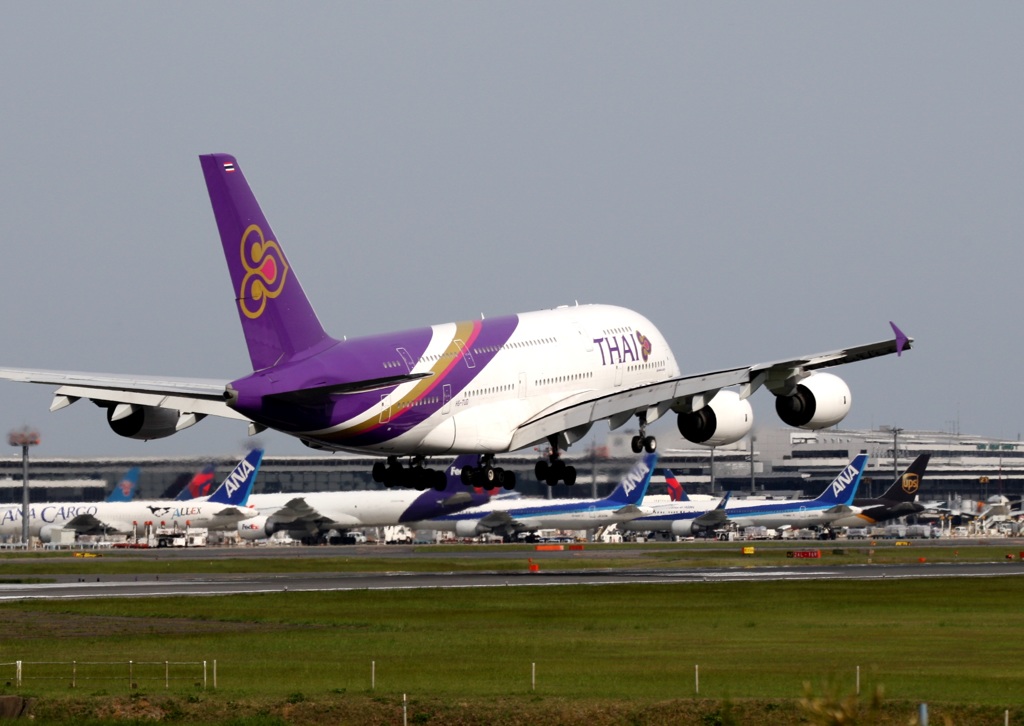 THAI A380-841 着地前