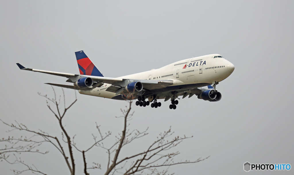 到着 Delta 747-400 N670US