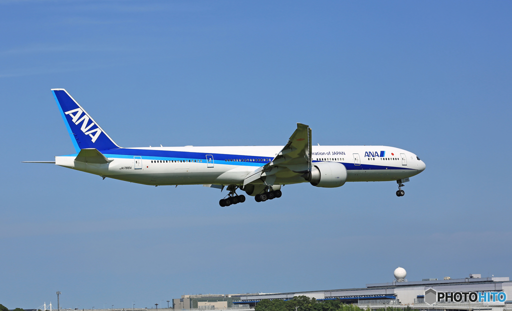 到着 ANA 777-381 JA778A